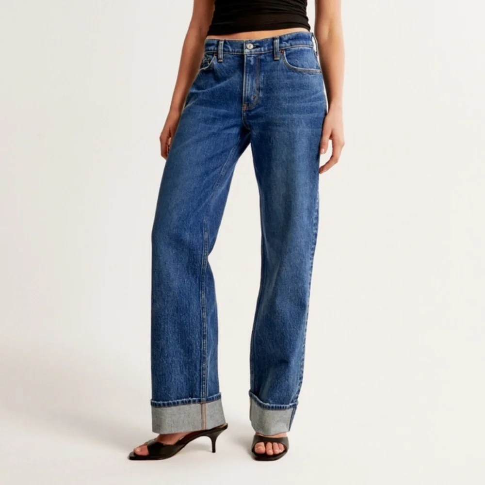 Abercrombie & Fitch Light Blue Baggy Jeans - Picture 2 of 4